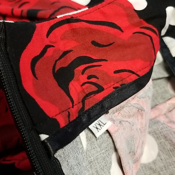 Rose's & Dots Skirt - Picture 3 of 8